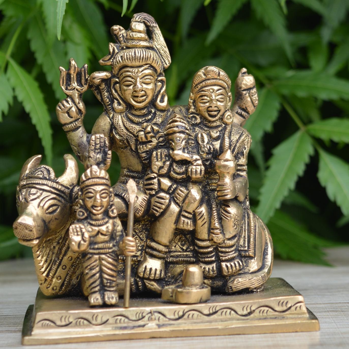 Shiva Parivaar - Shiva Family - Brass Statue - Pital Murti