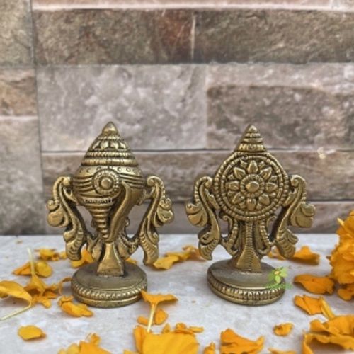 aakrati Aakrati Brass Shank Chakra Motives | Pairing for Pooja | Housewarming Essentials Decorative Showpiece - 5.08 cm(Brass, Yellow)