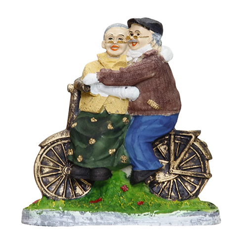 Handicraft Resin Multicolor Couple Showpiece