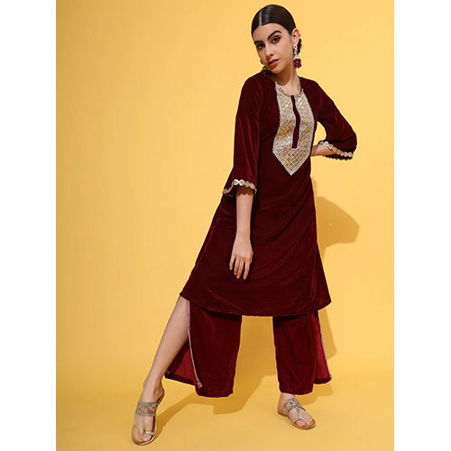 Women Velvet Kurta Set