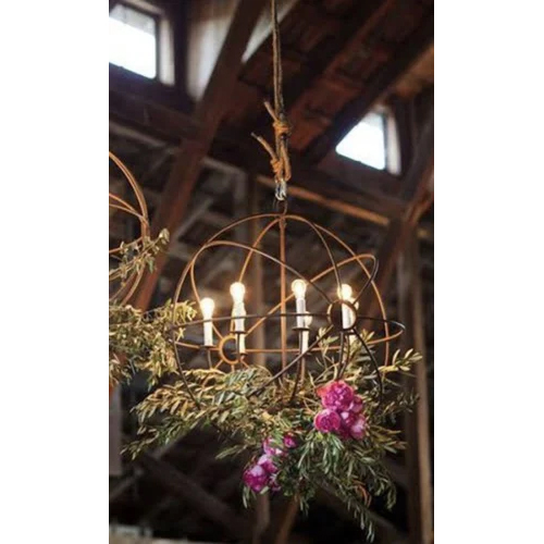 Metal Hanging Chandelier - Color: Gold