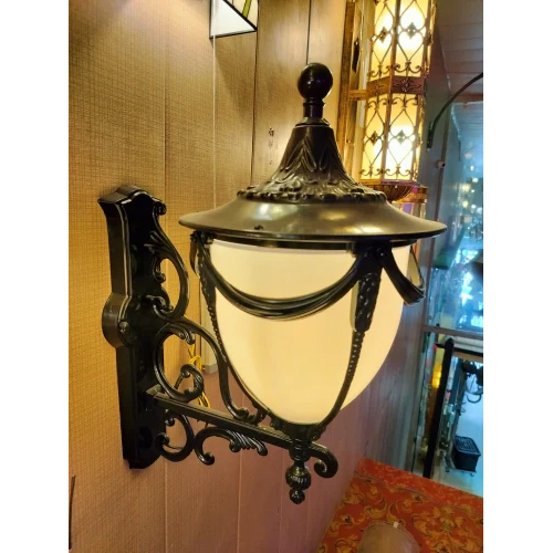 Classic White Wall Light - Lighting: Led