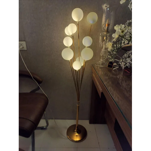 Ss Stand With Plastic Ball Floor Lamp - Color: Gold