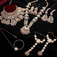 Regal Chandbali Kundan Pearl Wedding Collection Dulhan Bridal Set.