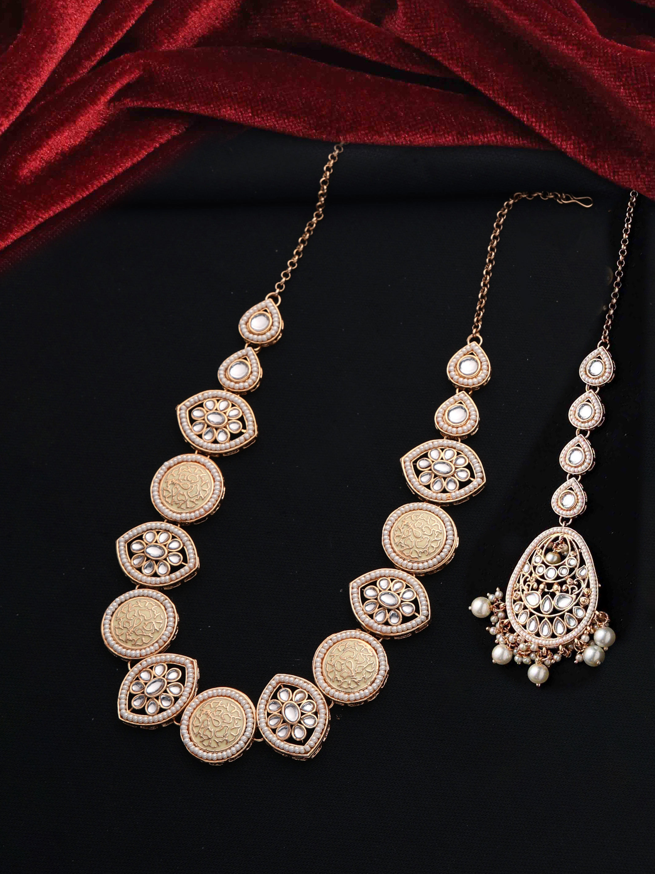 Regal Chandbali Kundan Pearl Wedding Collection Dulhan Bridal Set.