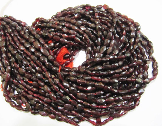 Natural Garnet Oval Shape Faceted 6x8mm To 6x10mm Beads Strand 13''Long