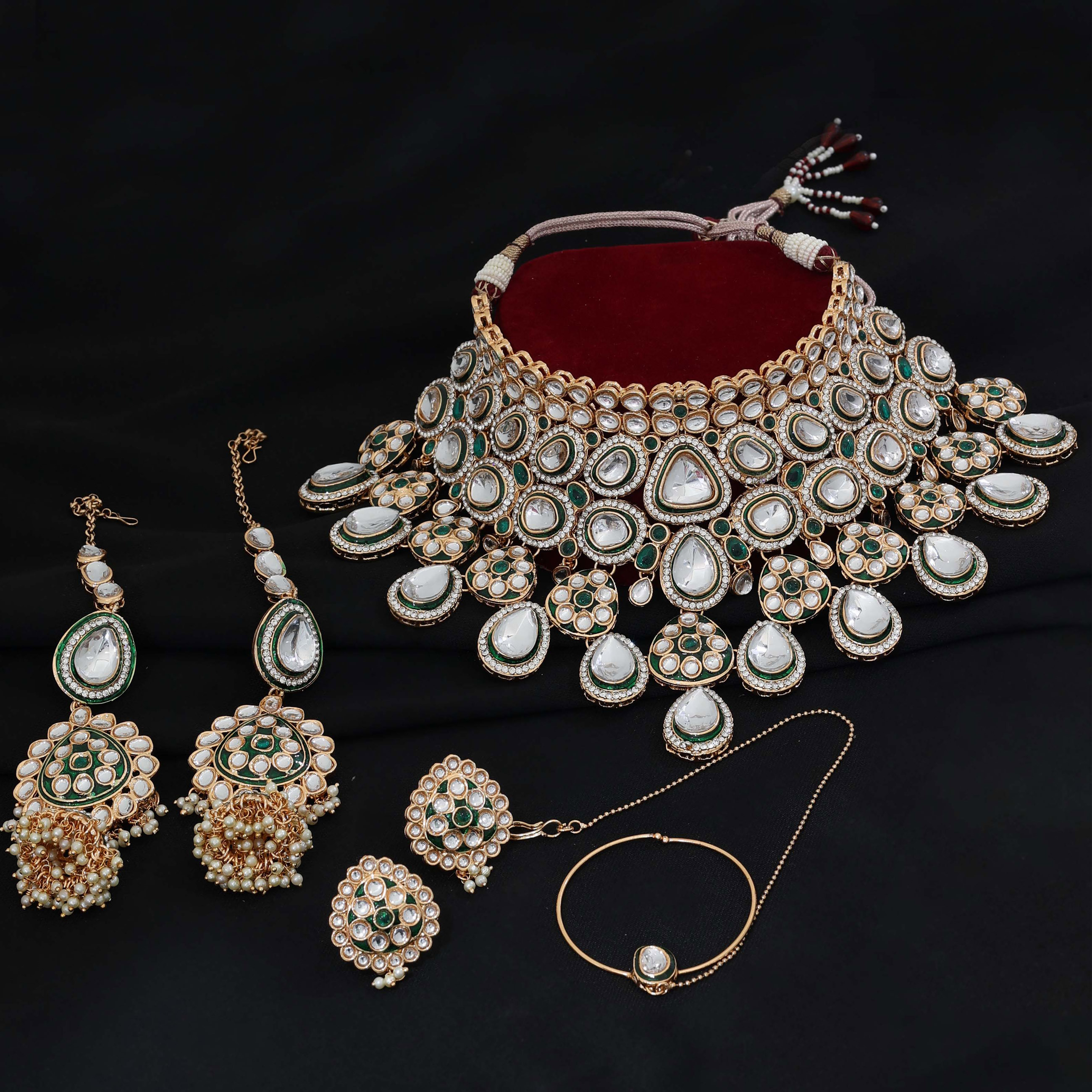 Dazzling Divinity kundan Semi Bridal Rose gold plated Jewellery Set.