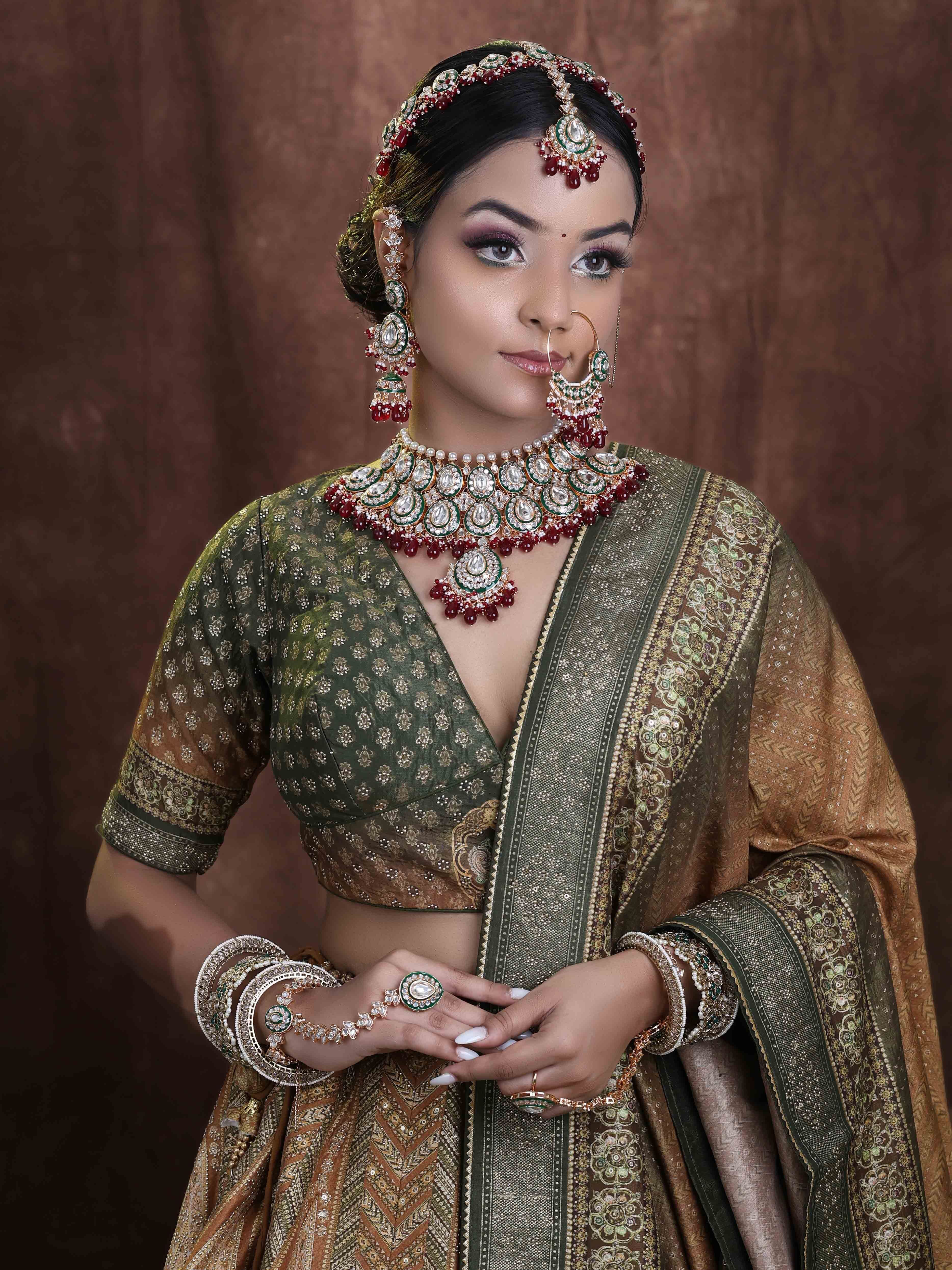 Kundan Luster Ensemble Semi Bridal Wedding Collection Dulhan Set.