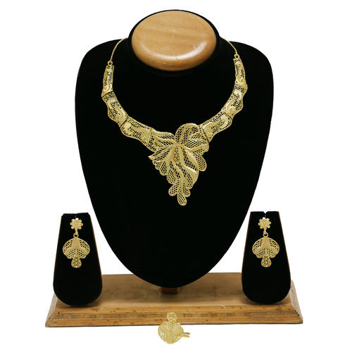 Traditional Gold-Plated Forming choker Necklace set