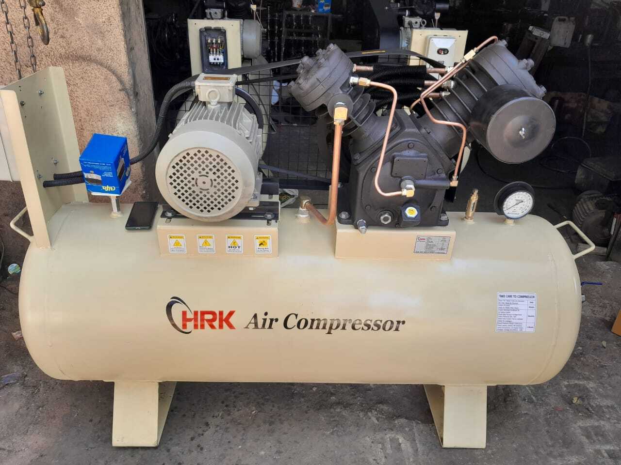 10 HP MEDIUM PRESSURE AIR COMPRESSOR H2600