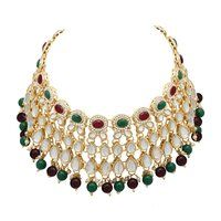 Delicate Round Kundan Choker Necklace Set.