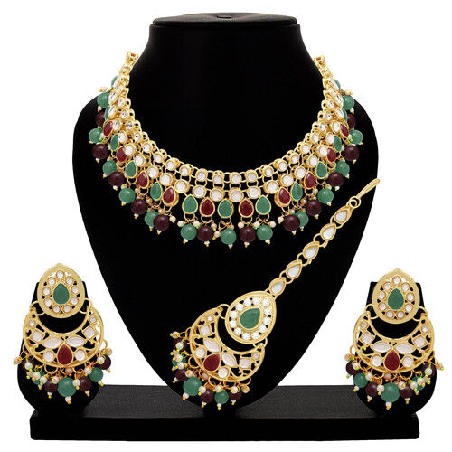 Emerald Elegance kundan Choker Necklace Set.