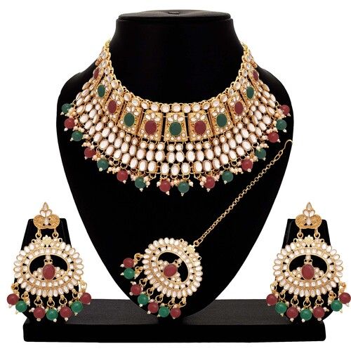 Timeless Treasure Kundan Choker Necklace Set.