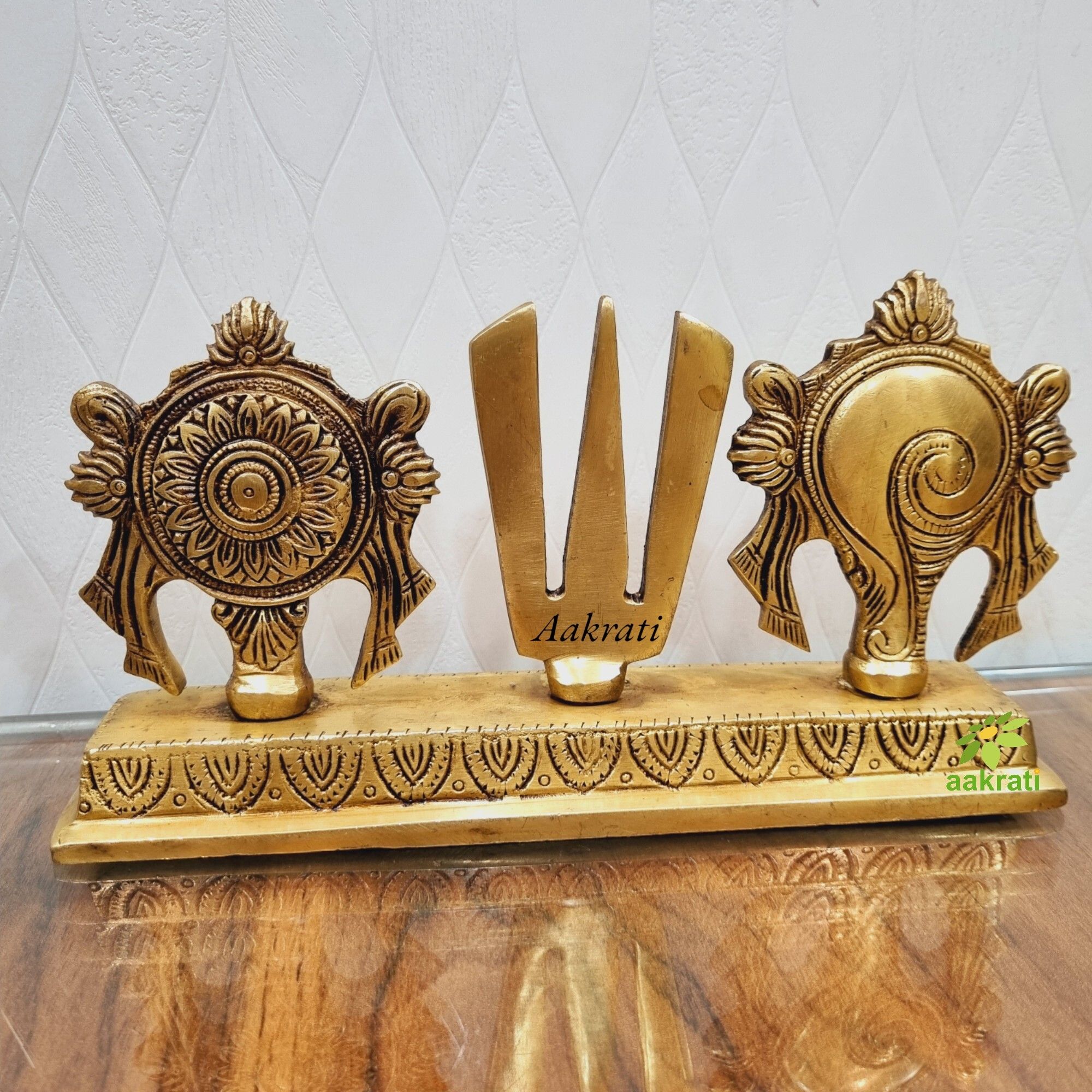 Aakrati Brass Shankh Chakra Namah Idol for temple| 100 % Brass|Temple Dcor