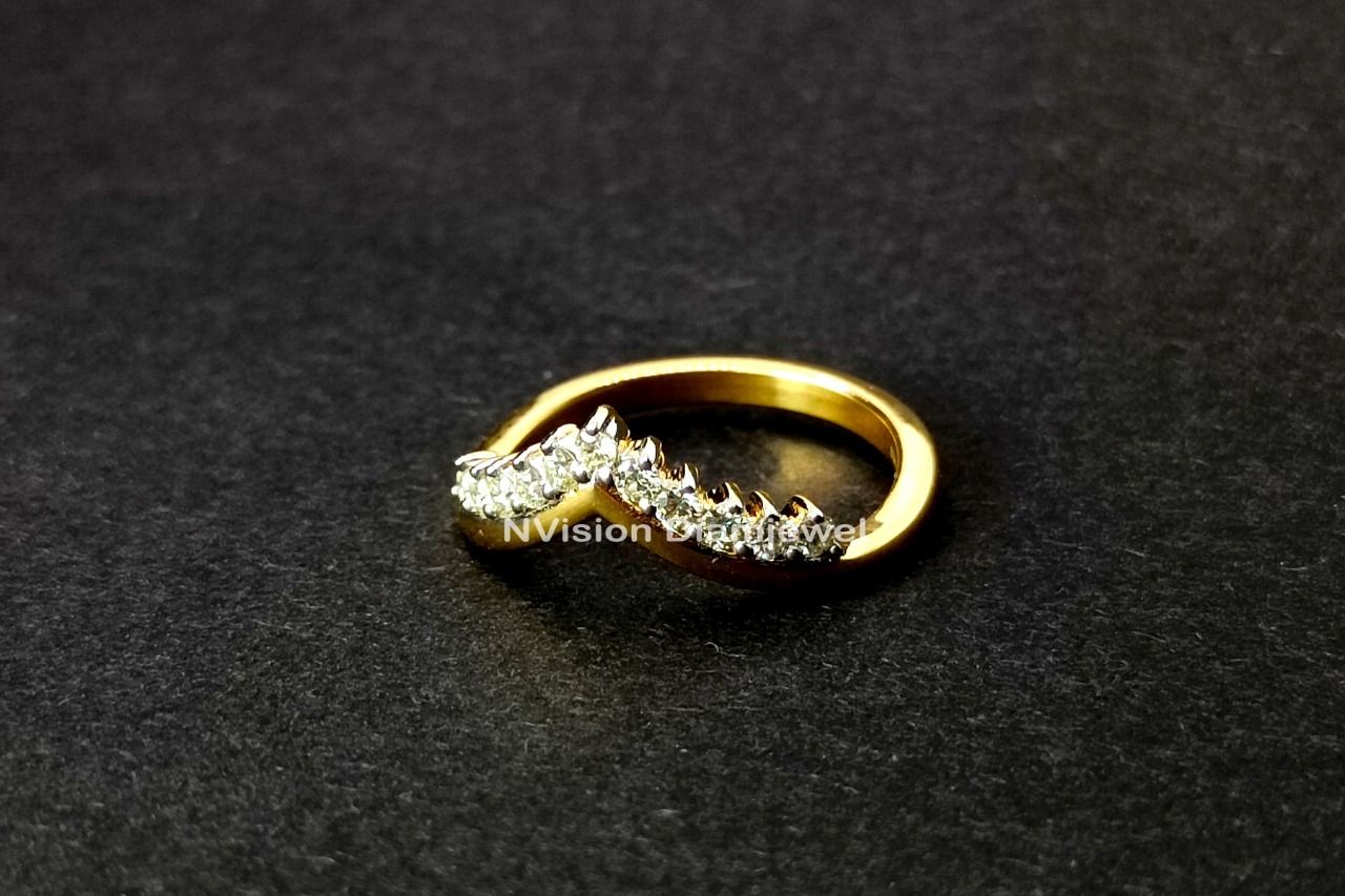 Yellow Gold Natural Diamond Ring