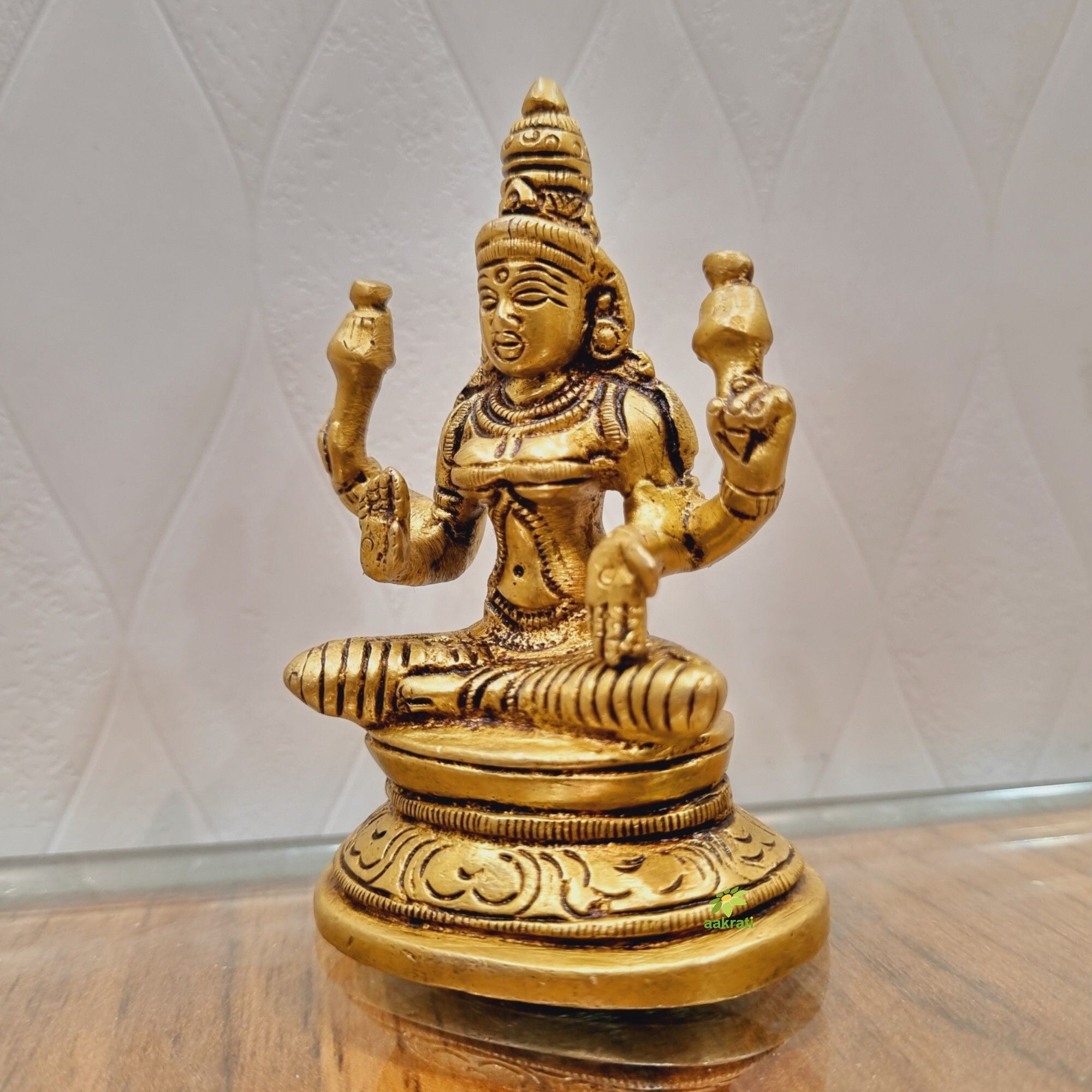 Aakrati Goddess Laxmi Brass Statue for Temple| Decorative Figurine| Temple Dcor|