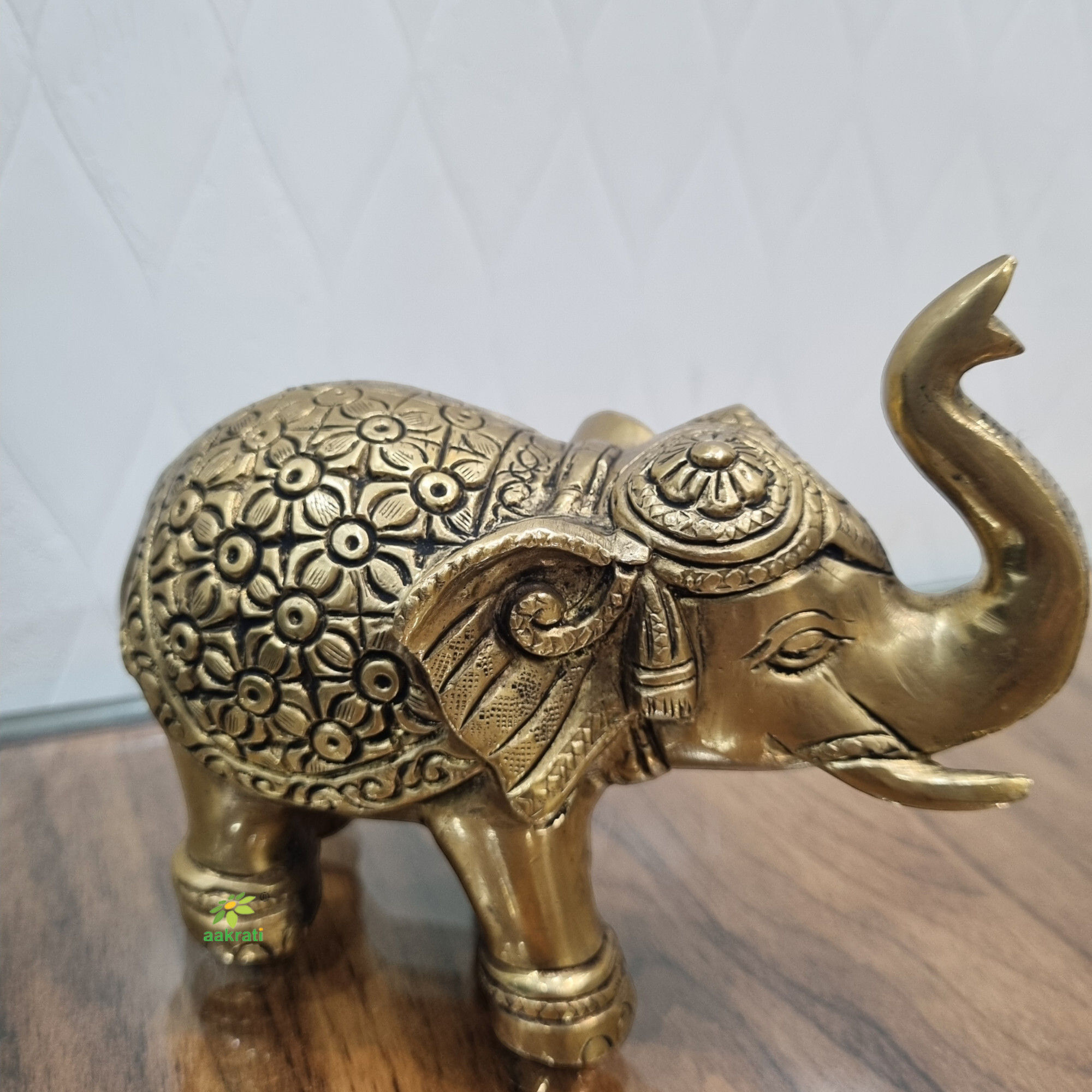 Aakrati Brass Small Elephant Statue for Home| Decorative Items| Collectable Figurine| Brass Elephant (Yellow,4.2