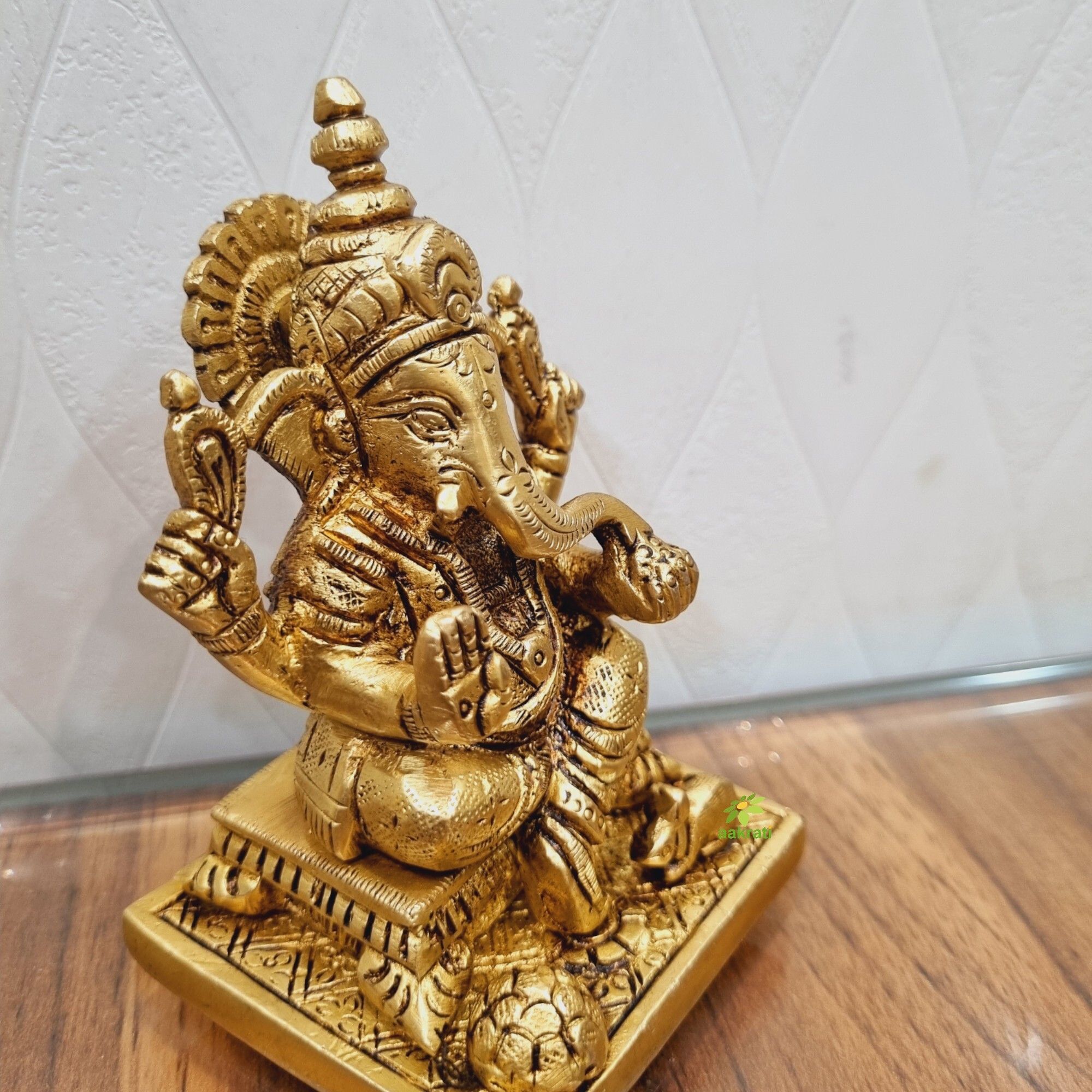 Aakrati Brass Lord Ganpati Sitting Statue for Temple| Worship Idol| Temple Dcor| Lord Ganesha (Yellow,3.5