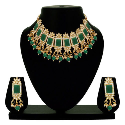 Divine Square Kundan choker necklace Set