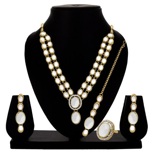 Kundan Oval Grace Choker Necklace Set...