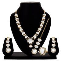 Classic Grace Mehandi plated Kundan Choker necklace set.....