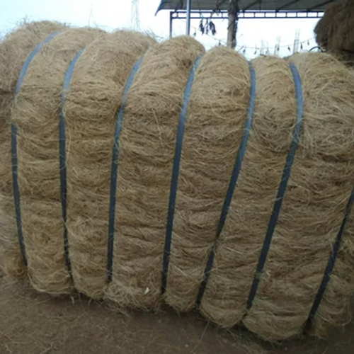 Coconut Coir Fibre - Rectangular Shape Light Brown Eco-Friendly Material for Versatile Rope Creation in Gardening Boating and Household Use