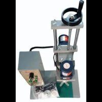 Pet Bottle Capping Machine