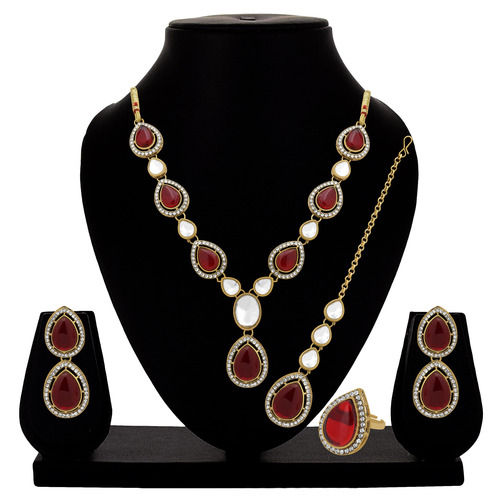 Oval Splendor Mehandi plated Kundan Choker Set..