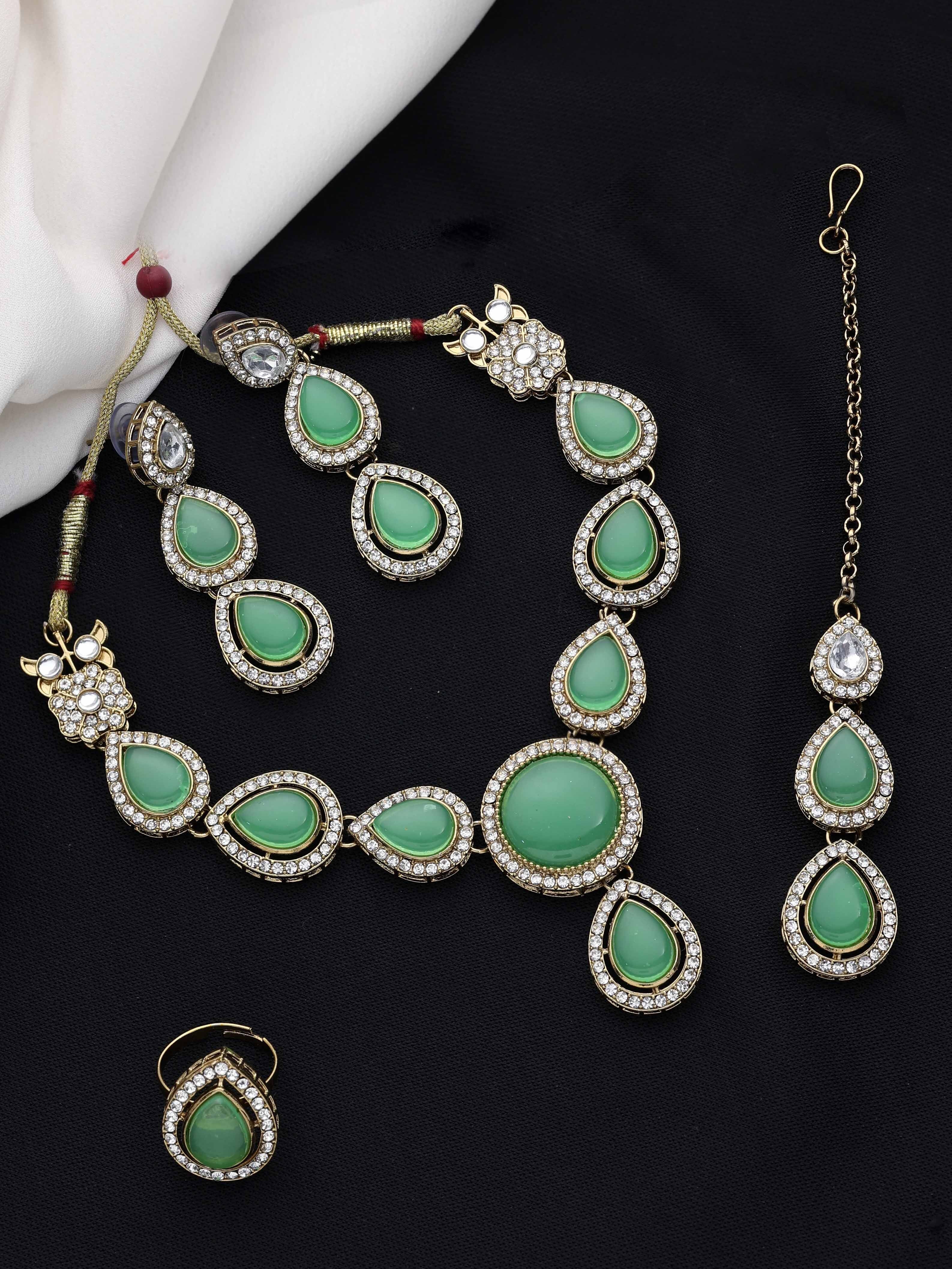 Tilak Elegance Kundan Choker Necklace Set .