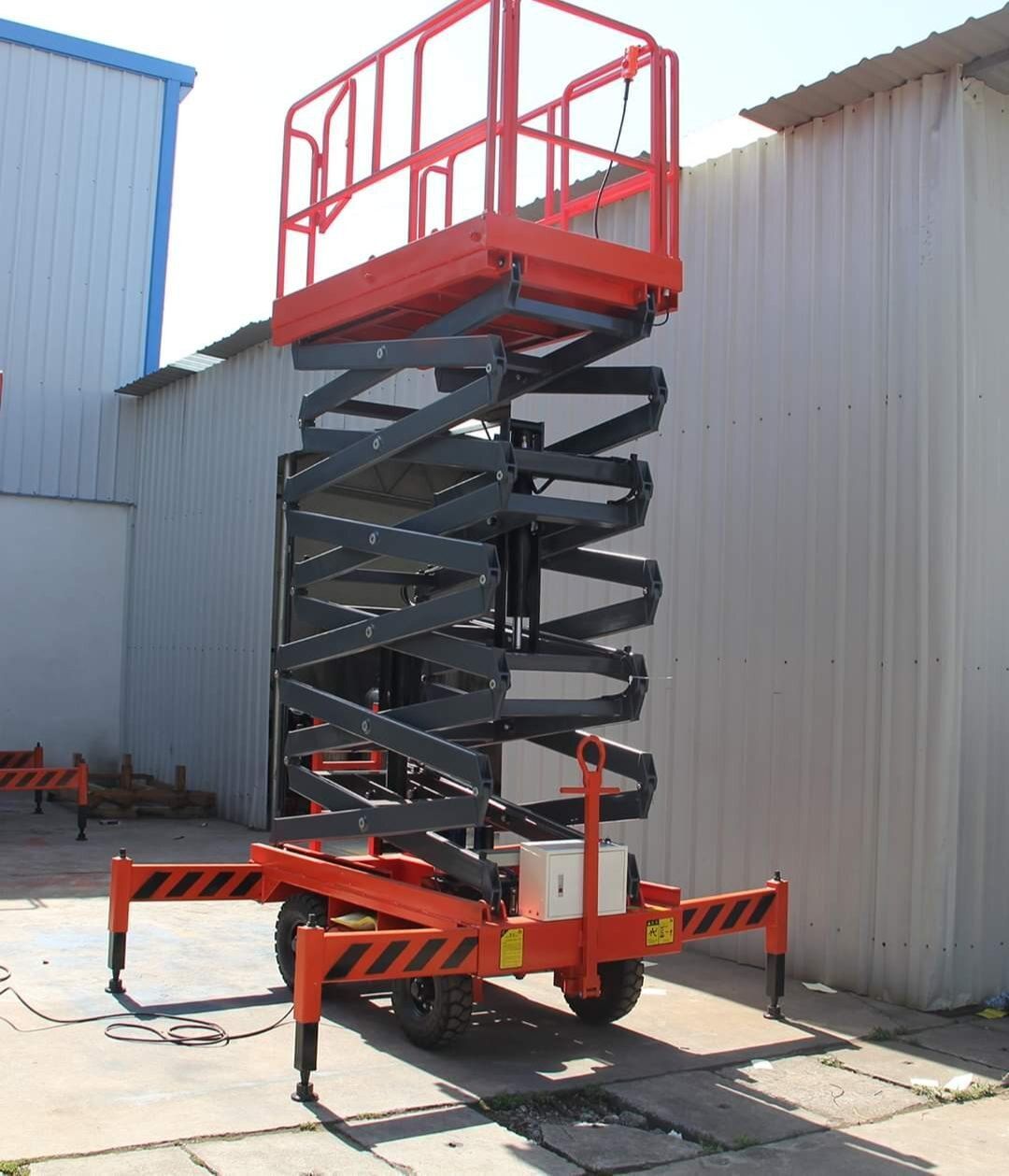 Self Propelled Electric Scissor Lifts