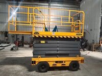 Extended Platform Maintenance Work Mobile Scissor Lift Table - Attributes: Easy To Operate