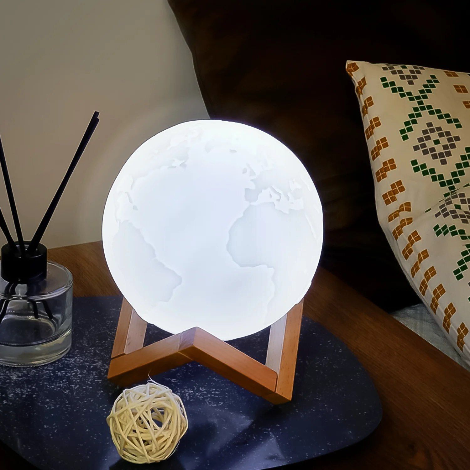 3D Moon Night Lamp With Stand 12905