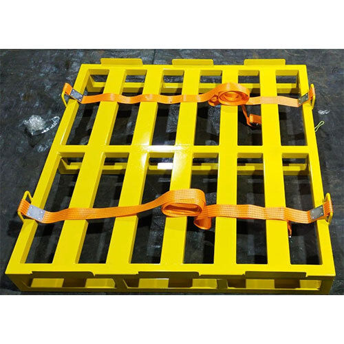 Metal Pallets - Color: Yellow