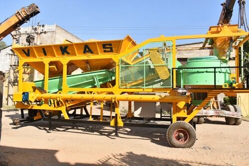 Pan Mixer Batching Plant - Color: Yellow