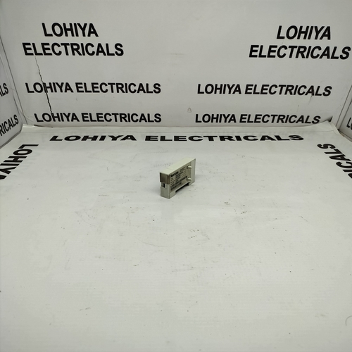 LENZE E82ZAFSC010 I/O MODULE