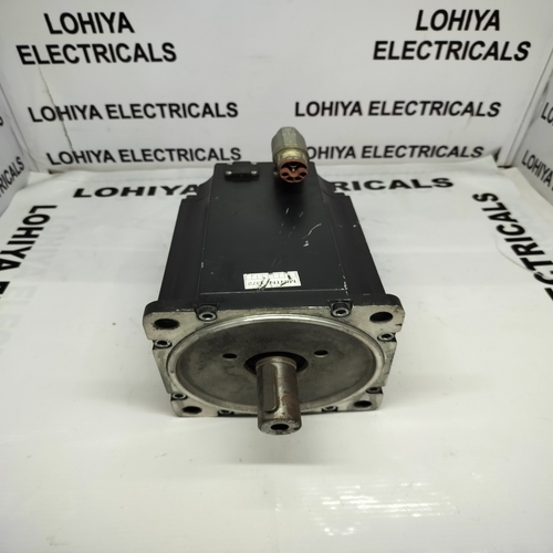 B&R 8LSA55.DA030S300-3 SERVO MOTORS