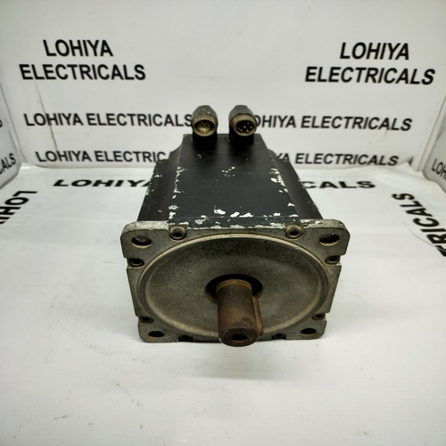 B&R 8LSA56-R0030D100-0 SERVO MOTORS