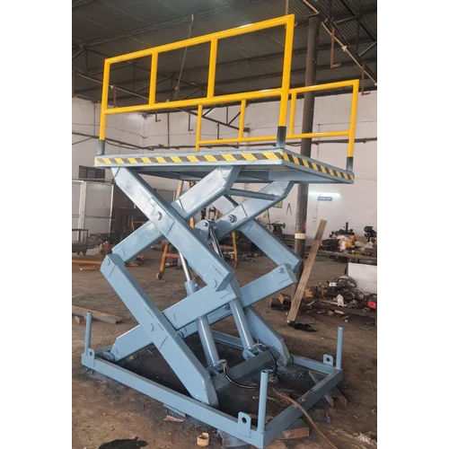 3 Ton Hydraulic Lift - Max. Lifting Height: 10 Foot (Ft)