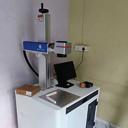 Color Laser Marking Machine - Accuracy: 0.01 Mm