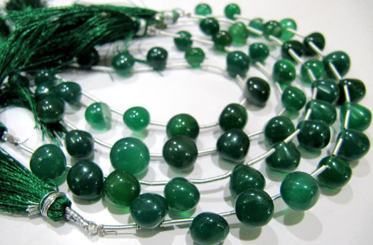 Natural Green Onyx Onion Shape Plain 9 - 10mm Beads Strand 8 Inches Long