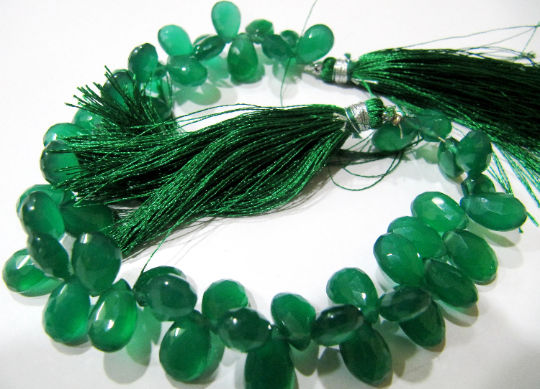 Natural Green onyx Pear Shape  8x10mm to 10x15mm Strand of 8 inch Long