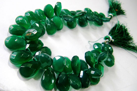 Natural Green onyx Pear Shape  8x10mm to 10x15mm Strand of 8 inch Long