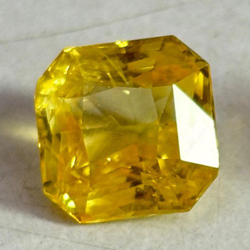 Square Ceylon Yellow Sapphire - Shape: Emerald Cut