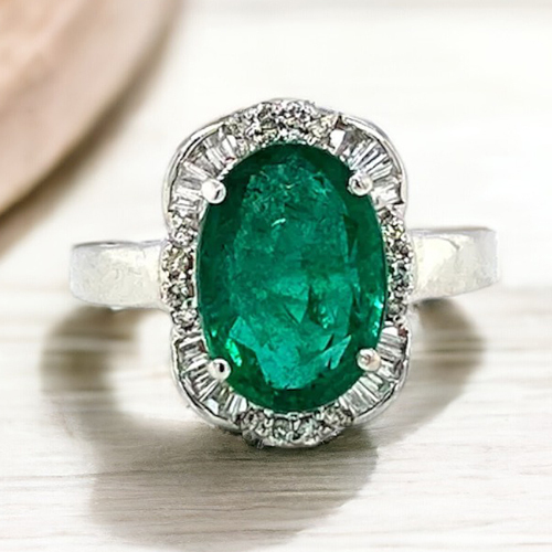 Natural Emarald Ring
