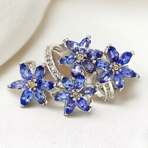 Natural Tazanite Gold Ring