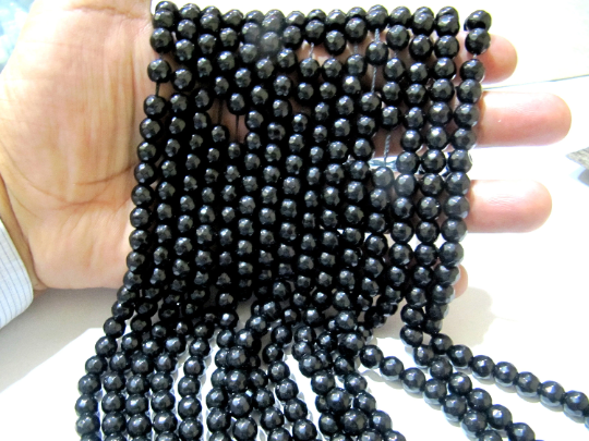 Black Onyx Round Faceted Roundn Shape 7-8mm Beads Strand 14 inches long