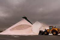 Foundry Silica Sand - Sio2 Content 98-99%, Grain Size 0.1-0.5mm, Off-white Color, <1% Moisture, <2% Clay | Ideal For Metal Casting, Foundry Molding, Bulk Density 1.5g/cmâ³