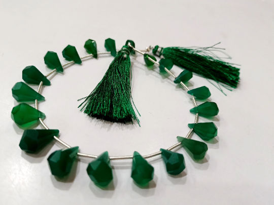 Natural Green Onyx Faceted Teardrop 6x10mm to 9x15mm Beads Strand 8''long