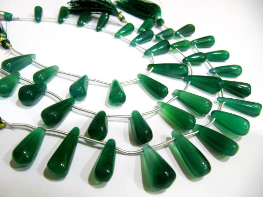 Natural Green Onyx Tear Drop Shape Plain 20 to 25mm long Beads Strand 8 Inch Long