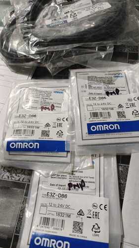 OMRON E3Z-D86